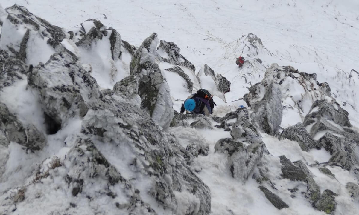 Alpinisme hivernal au coeur de l'Auvergne