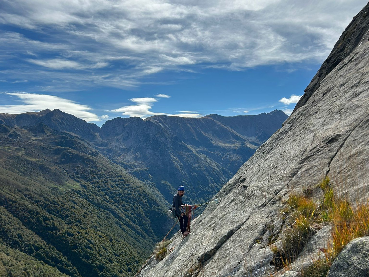 Grandes voies à la Dent d'Orlu